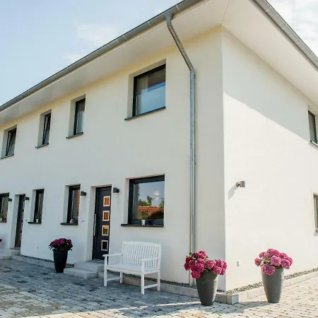 De Huus Achtern Sandlid Haus C 度假居 *